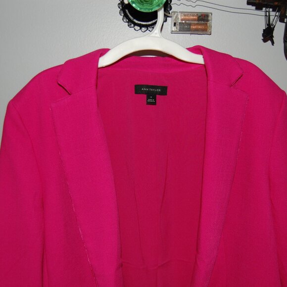 LARGE ANN TAYLOR PINK BLAZER - Picture 2 of 3